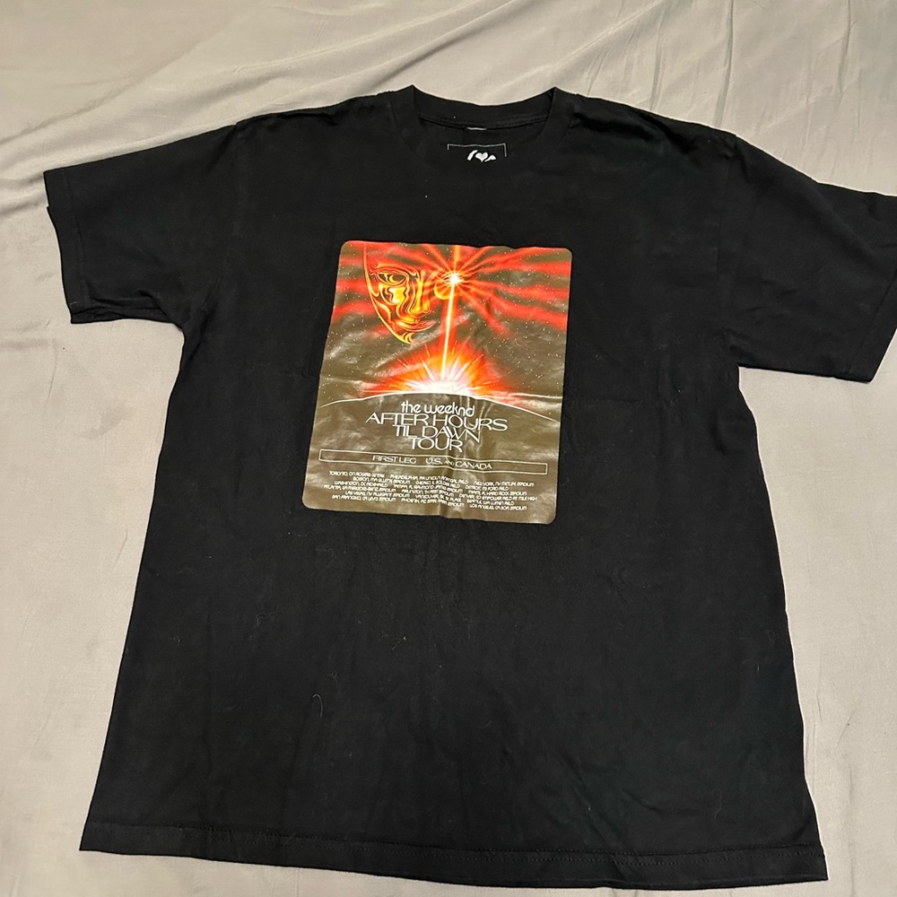 THE WEEKND MERCH TEE